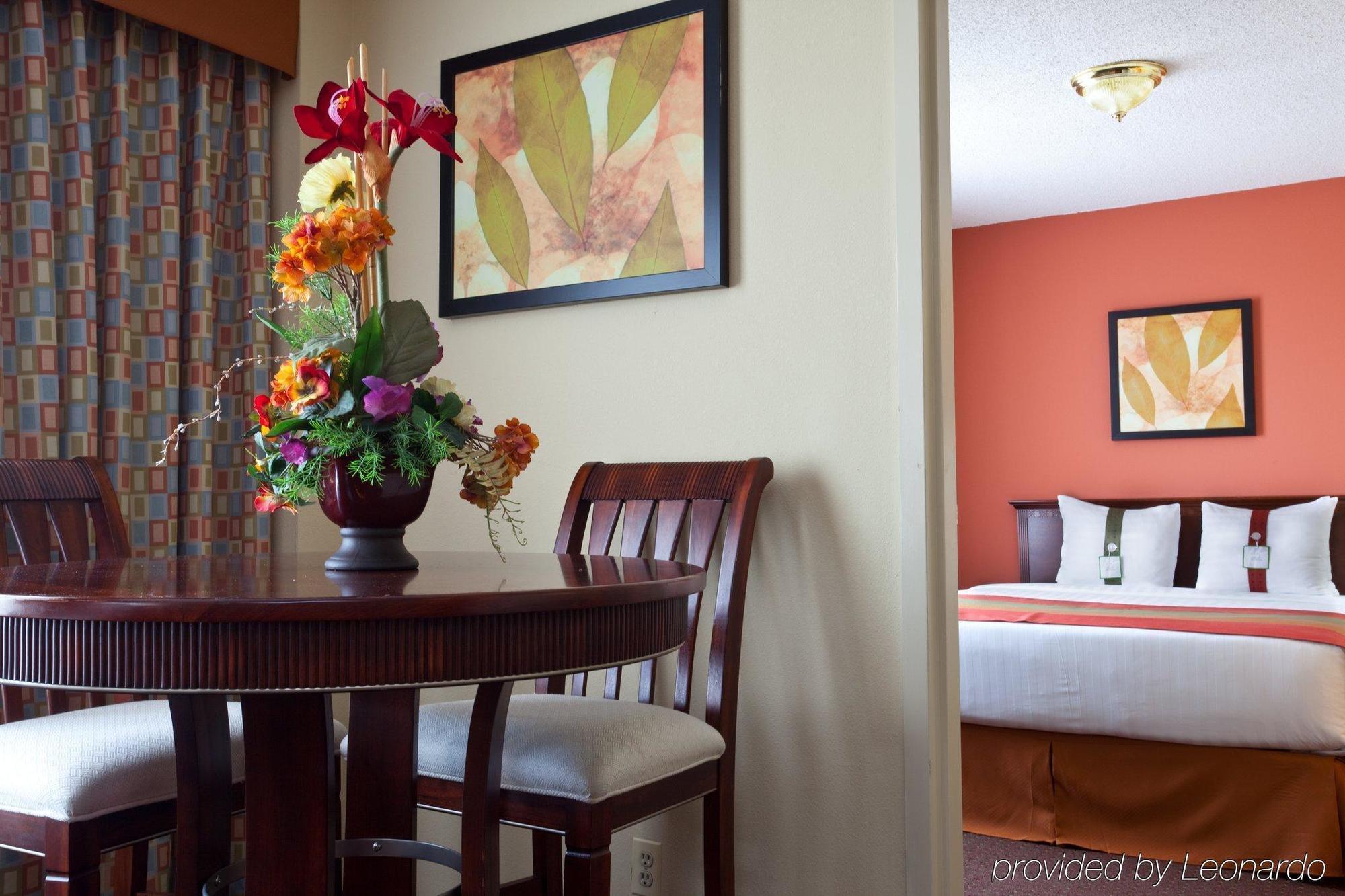 Holiday Inn O'Hare Area By Ihg Rosemont Room photo