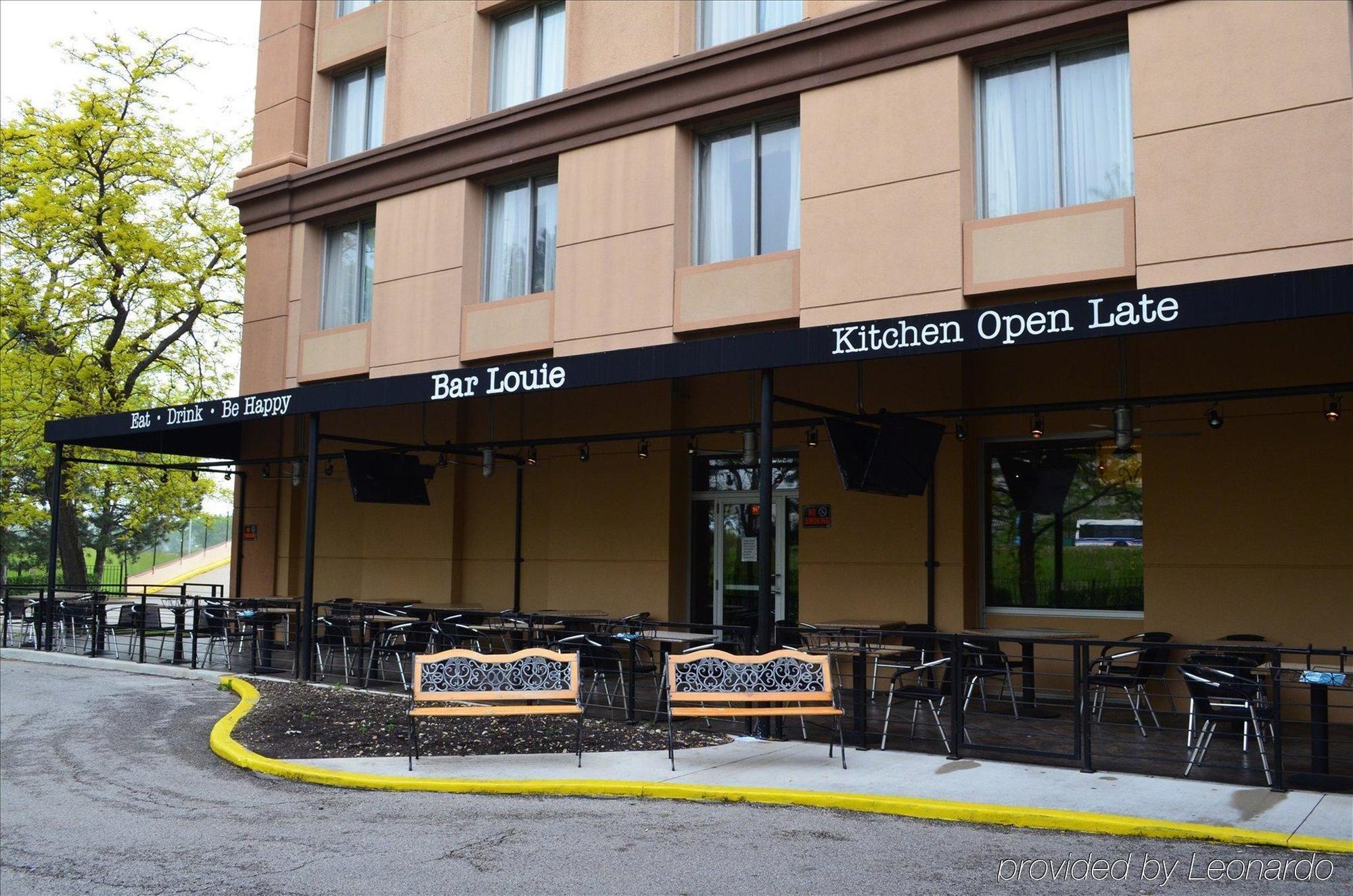Holiday Inn O'Hare Area By Ihg Rosemont Exterior photo